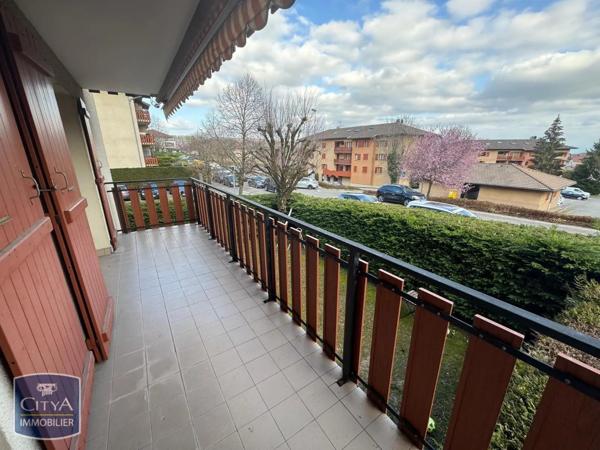 Appartement à louer 2 pièces 49.52m² Gex (01170)