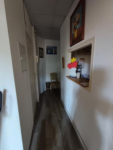 Appartement
         2 pièces
        - 45 m² 122 000 € *