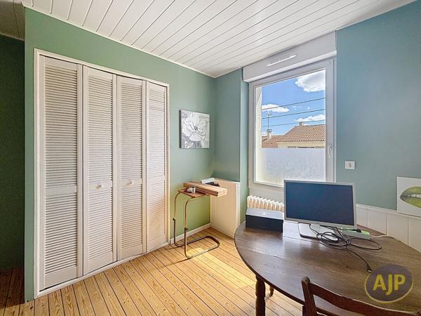 Maison à louer Cholet : 5 pièces, 120m² avec 3 chambre(s) à 997€ - AJP Immobilier Cholet