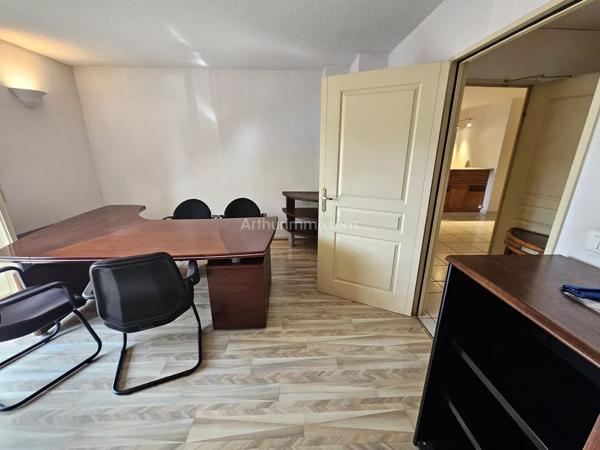 Vente Bureau 14 pièces 215 m2 à Draguignan