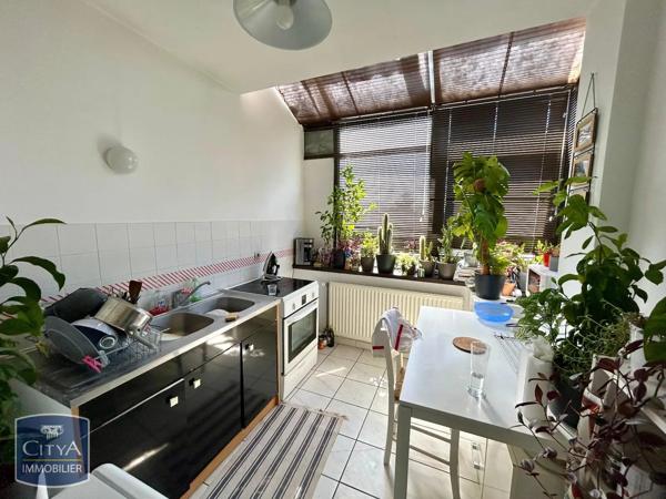 Appartement à louer 2 pièces 60.48m² Bourg-en-Bresse (01000)