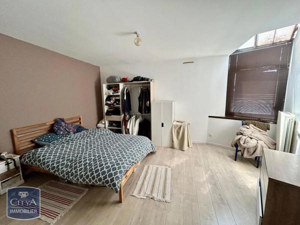 Appartement à louer 2 pièces 60.48m² Bourg-en-Bresse (01000)