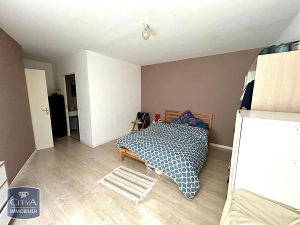 Appartement à louer 2 pièces 60.48m² Bourg-en-Bresse (01000)