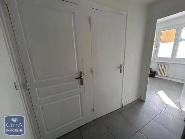 Appartement à louer 2 pièces 41.11m² Saint-Étienne (42000)