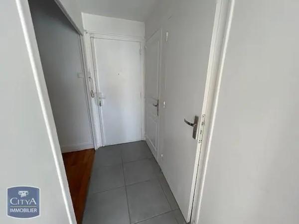 Appartement à louer 2 pièces 41.11m² Saint-Étienne (42000)