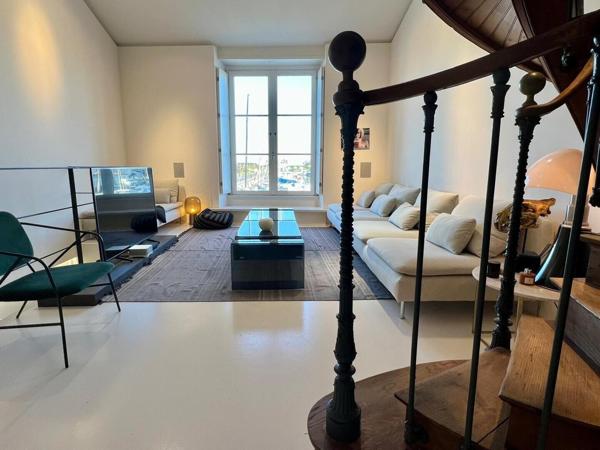 MAISON À VENDRE - 7 PIÈCES - 4 CHAMBRES - SAINT MARTIN DE RE