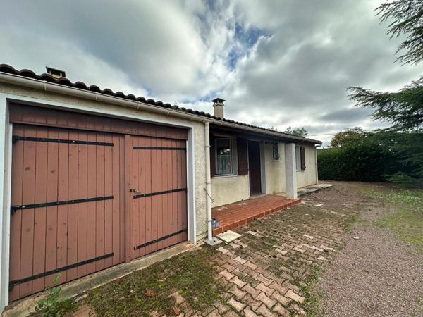 Maison Bessieres 4 pièce(s) avec garage et dépendance à aménager plus division terrain possible