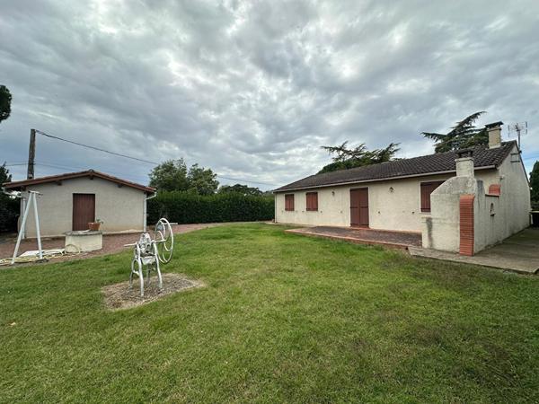 Maison Bessieres 4 pièce(s) avec garage et dépendance à aménager plus division terrain possible