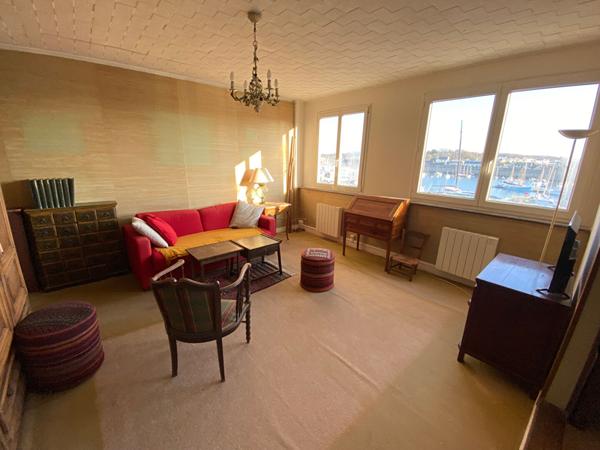 Appartement T2 Concarneau 79 m² situé en hyper centre avec vue mer