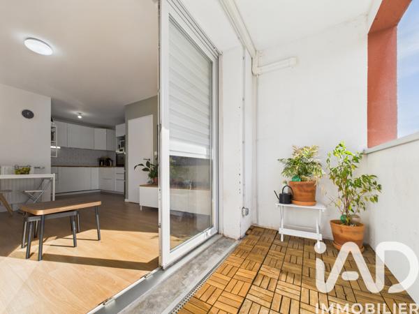Appartement à vendre 3 pièces 61 m² Évry-Courcouronnes