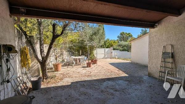 Marseille 13011 Maison individuelle 138 m², terrain 715 m², sous-sol aménagé, garage, abri