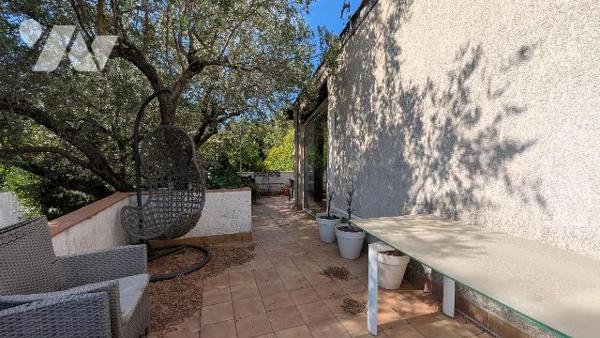 Marseille 13011 Maison individuelle 138 m², terrain 715 m², sous-sol aménagé, garage, abri