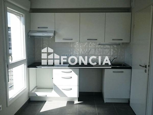 Location Appartement 3 pièces 61.8 m² - BAT B Lons 64140