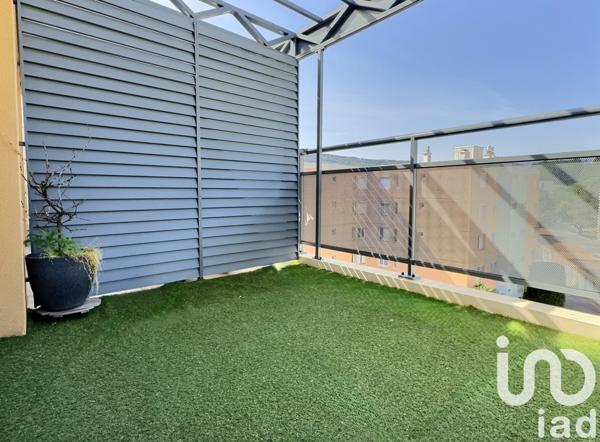 Appartement à vendre 4 pièces 82 m² Aubagne