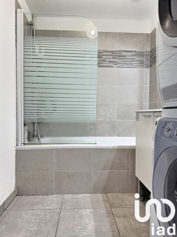 Appartement à vendre 4 pièces 82 m² Aubagne