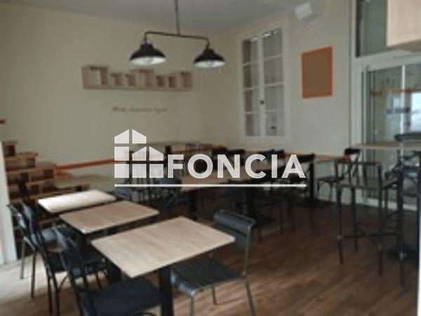 Location Local commercial 2 pièces 72 m² - 29 RUE SAINTE MEME Chartres 28000