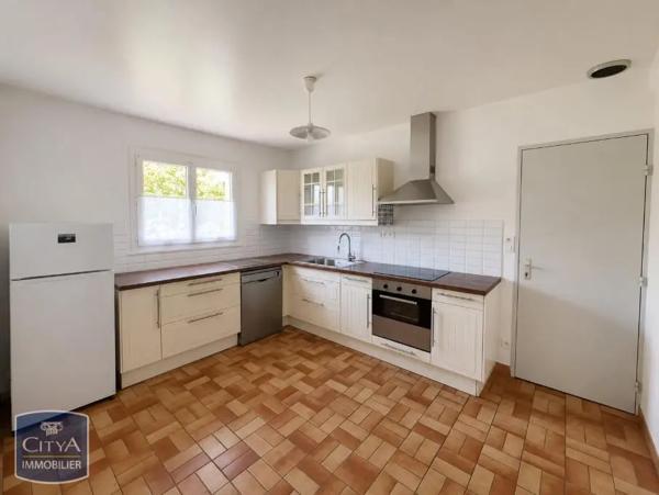 Maison à louer 5 pièces 127m² Restigné (37140)
