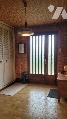 Maison quatre chambres avec terrain de 1300m² et sous-sol complet