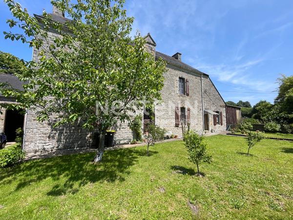 Rare à la vente, maison ancienne cidrerie à Saint Nolff proche Vannes.