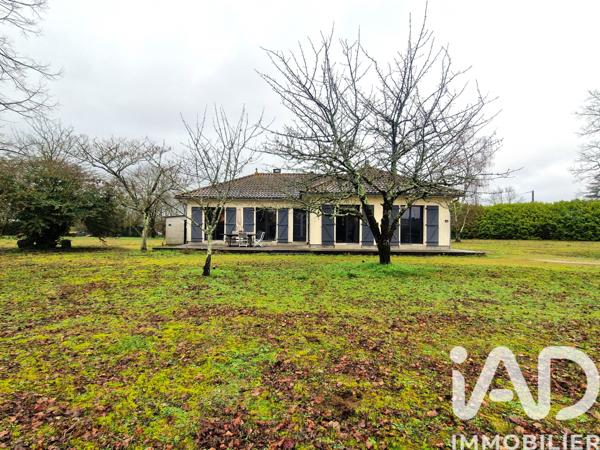 Maison à vendre 4 pièces 126 m² Villebois-Lavalette