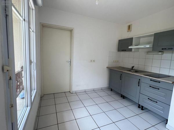 Appartement à vendre à Carbon-Blanc en Gironde (33560), ref : 33020/549