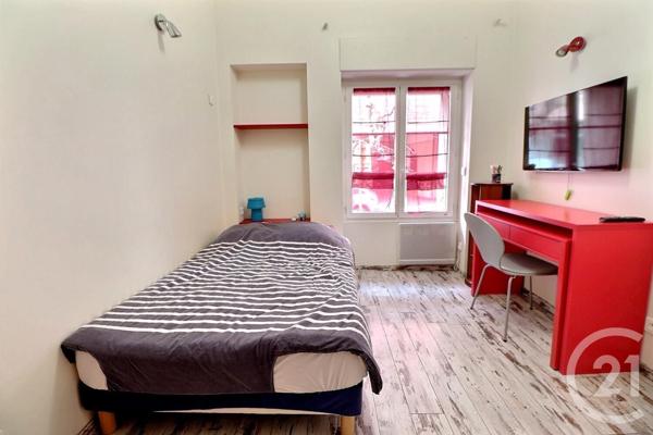 appartement à vendre  4 pièces - 100,90 m2 ST RAPHAEL - 83