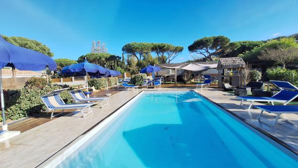 PORTICCIO PROPRIÉTÉ DE 500M2 - BORD DE MER AVEC VUE SUR MER Porticcio (20166)