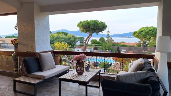 PORTICCIO PROPRIÉTÉ DE 500M2 - BORD DE MER AVEC VUE SUR MER Porticcio (20166)