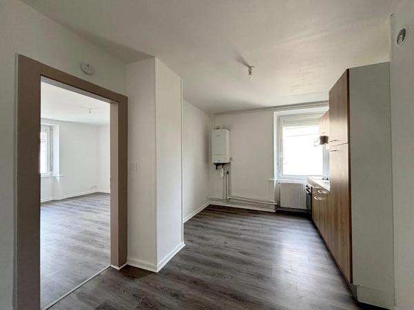 Appartement à louer 1 pièce 47.68m² Seloncourt (25230)