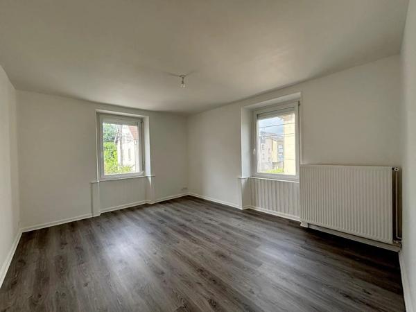 Appartement à louer 1 pièce 47.68m² Seloncourt (25230)