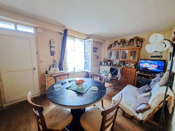 Appartement 2 pièces de 38m² en rez de jardin CENTRE VILLE DE MANTES LA JOLIE