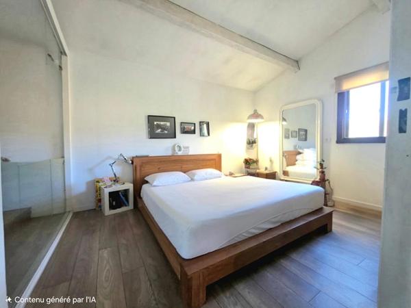 Maison type californien a Sanary Sur Mer 5 pièce(s) 100 m2 PISCINE ,GARAGE