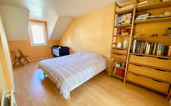 Maison à vendre    6 pièces • 159 m2 Boussy-Saint-Antoine