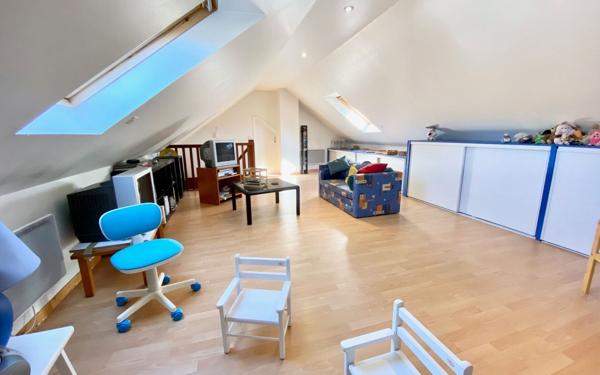 Maison à vendre    6 pièces • 159 m2 Boussy-Saint-Antoine