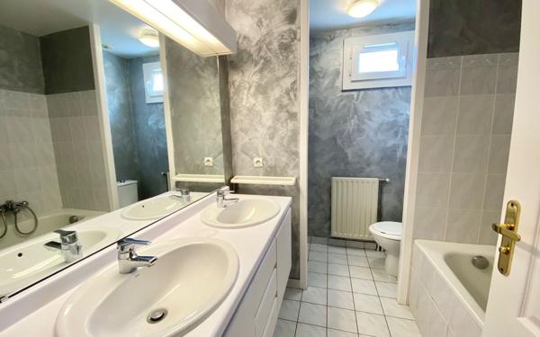 Maison à vendre    6 pièces • 159 m2 Boussy-Saint-Antoine