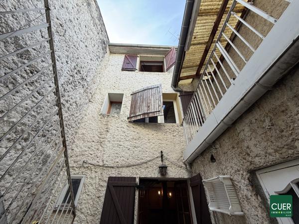 EXCLUSIVITÉ - LA ROCHE-DE-GLUN - MAISON DE VILLE