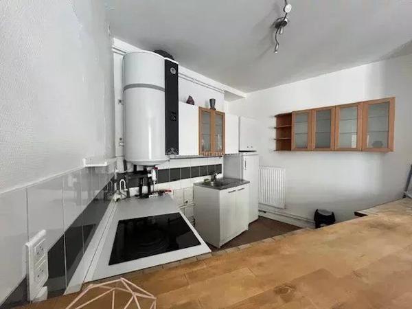 Location                                                      Appartement
                        
                     2 pièces                      38 m2                     à Vienne
