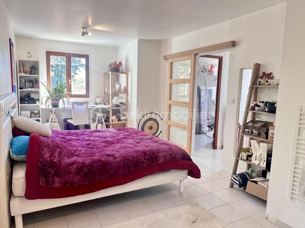 Maison traditionnelle de 187 m²