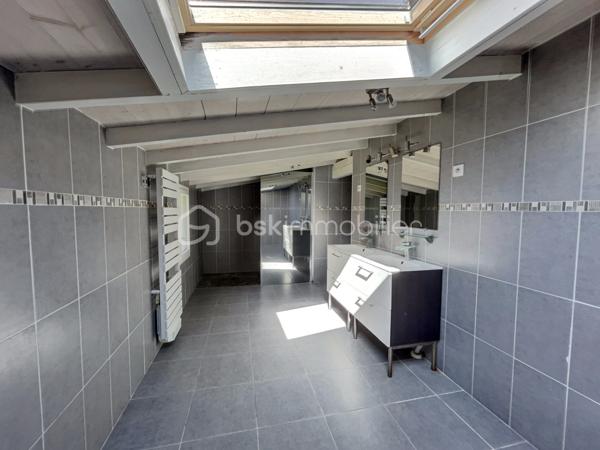 Maison de 263 m²
