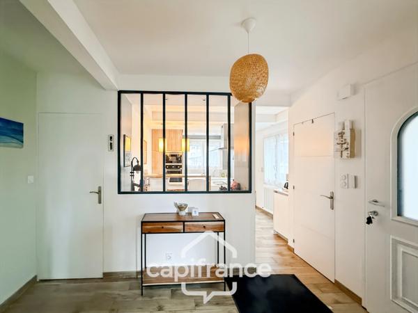 Maison à vendre 6 pièces PONTIVY (56)Maison familiale rénovée, au calme et à deux pas du centre-ville de Pontivy