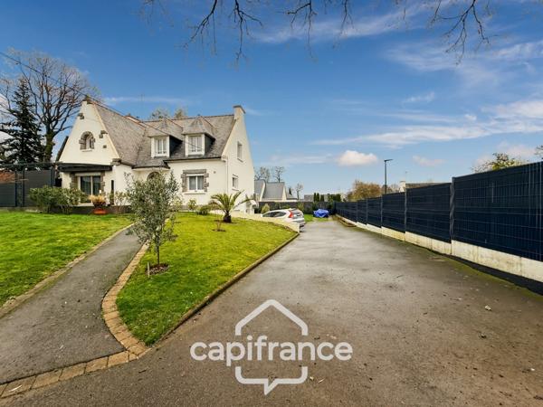 Maison à vendre 6 pièces PONTIVY (56)Maison familiale rénovée, au calme et à deux pas du centre-ville de Pontivy