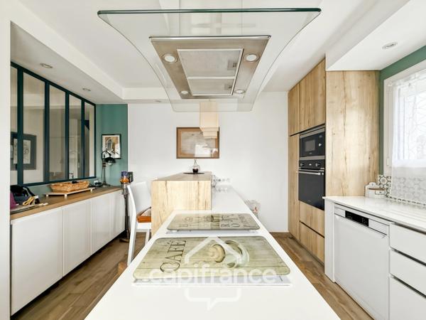 Maison à vendre 6 pièces PONTIVY (56)Maison familiale rénovée, au calme et à deux pas du centre-ville de Pontivy