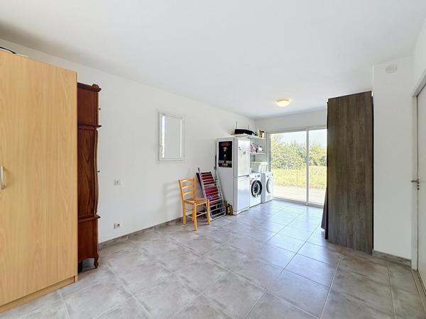 Spacieuse maison 4 chambres avec piscine et prestations modernes