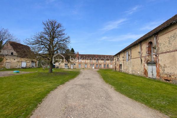 Corps de ferme de 313 m²