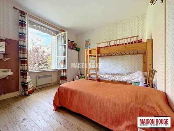 Maison de caractère vue mer exceptionnelle à Saint-Quay-Portrieux , 6 chambres, jardin paysager et fort potentiel