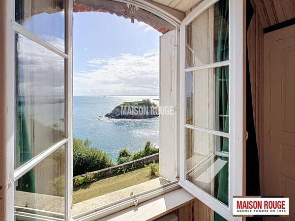 Maison de caractère vue mer exceptionnelle à Saint-Quay-Portrieux , 6 chambres, jardin paysager et fort potentiel