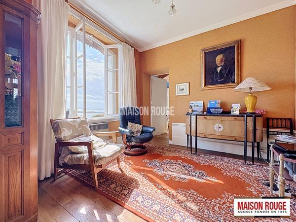 Maison de caractère vue mer exceptionnelle à Saint-Quay-Portrieux , 6 chambres, jardin paysager et fort potentiel