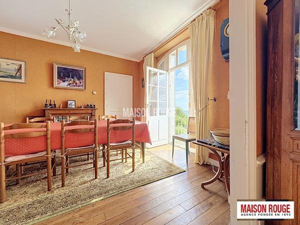 Maison de caractère vue mer exceptionnelle à Saint-Quay-Portrieux , 6 chambres, jardin paysager et fort potentiel