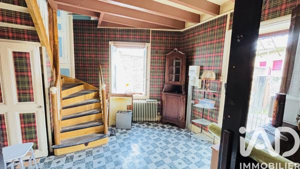 Immeuble à vendre 298 m² Les Halles