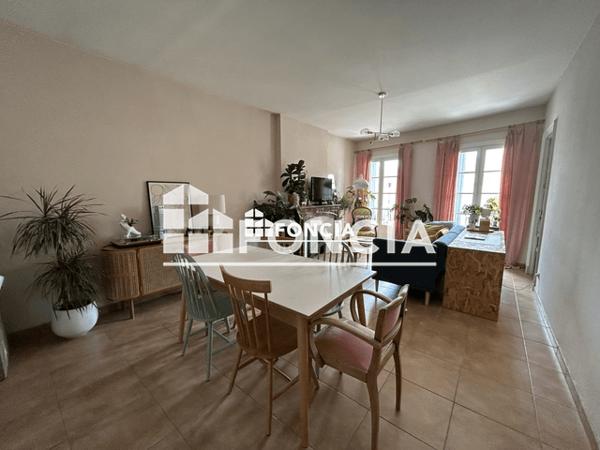 Location Appartement 2 pièces 57.7 m² - 2 PLACE DE LA MADELEINE Beziers 34500